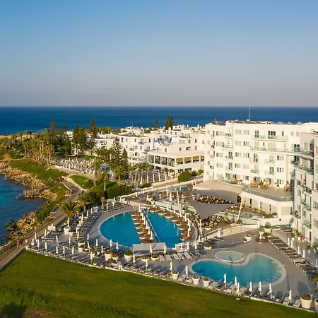 Hotel King Jason - Designed For Adults By Louis Protaras