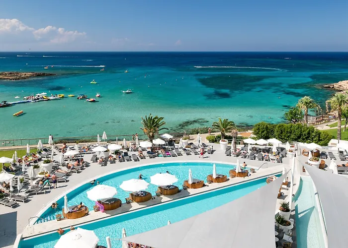 King Jason - Designed For Adults By Louis Hotel Protaras