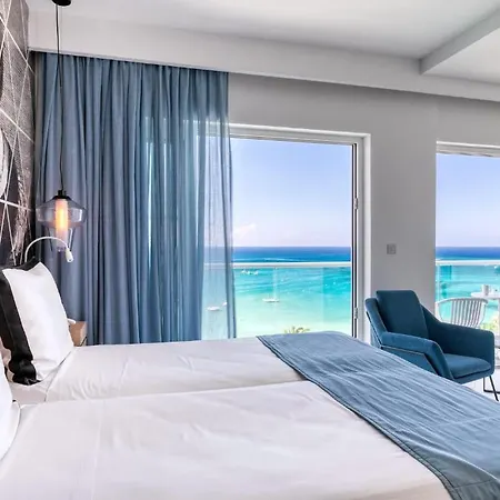 Hotell King Jason - Designed For Adults By Louis Protaras