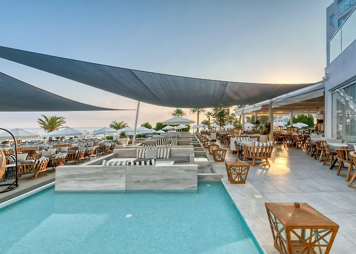 Hotel King Jason - Designed For Adults By Louis 4*