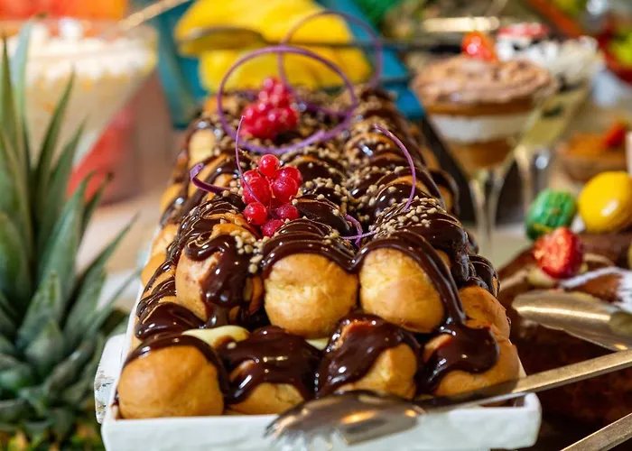 King Jason - Designed For Adults By Louis Отель 4*