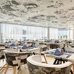 King Jason - Designed For Adults By Louis Hotel