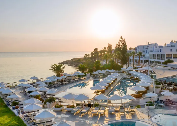 King Jason - Designed For Adults By Louis 4* Protaras