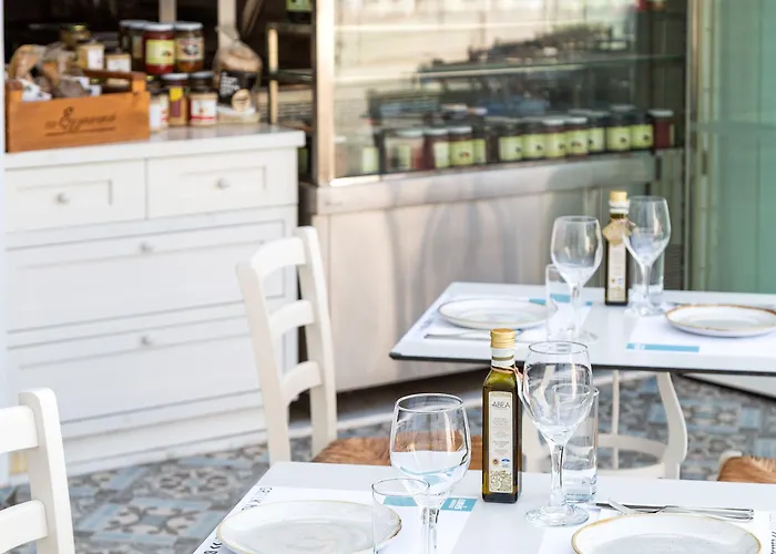 King Jason - Designed For Adults By Louis Hotel 4*