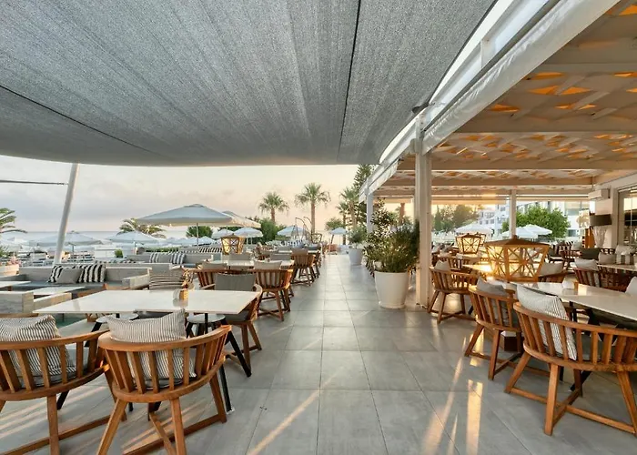 Hotel King Jason - Designed For Adults By Louis